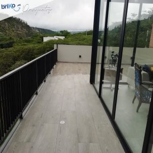 Azulejo Imitación Madera exterior Ripley Natural 30×150