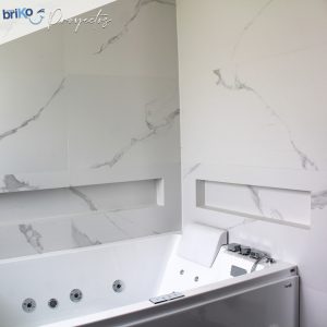 azulejo imitación mármol para baño Pune