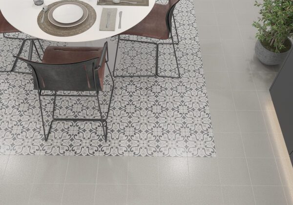 Ambiente Bolonia – Gris 22,3×22,3 y Deco 1 22,3×22,3